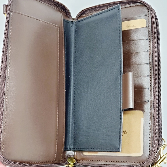 Buxton Ostrich Brights Ultimate Originizer Crossbody - Picture 6 of 8